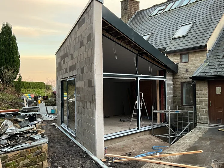 Structural glazing frame